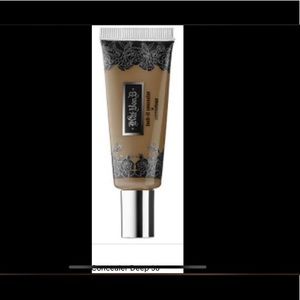 Kat Von D Lock it Tattoo Concealer